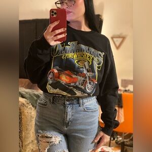 Altered 🖤 Gildan Large Old Harleys and Fine Whiskey